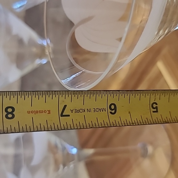 McBride Cameo Frosted Leaf  Clear Glass Martini Set Of 4 - Picture 8 of 9